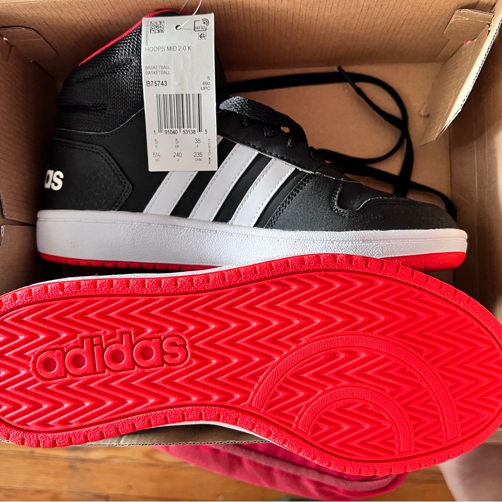 NEW in BOX~ RARE~ Adidas Hoops Mid 2.0k~ Blk/White/Red~ Sz: 7 (Female)